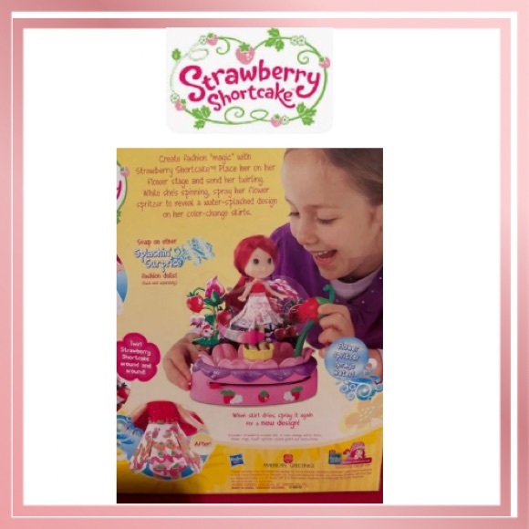 STRAWBERRY SHORTCAKE Twirling Flower Fashions - Picture 4 of 4
